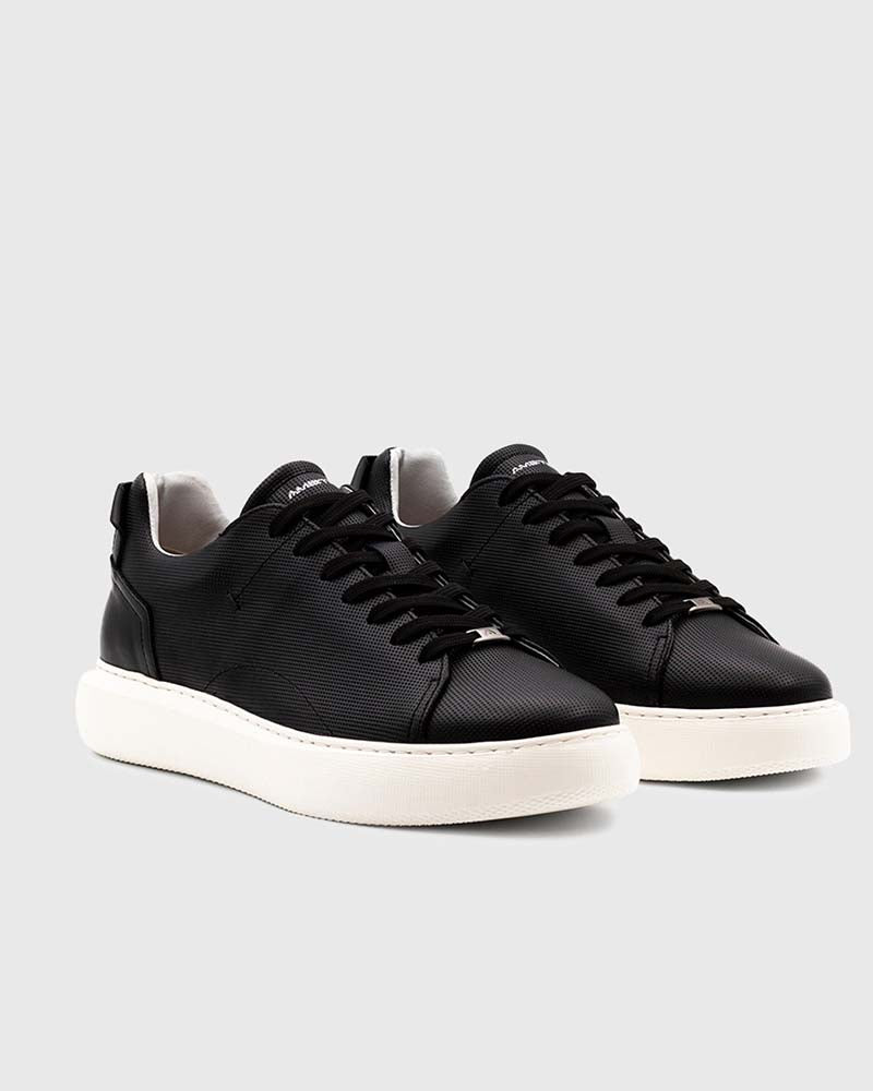 ECLIPSE Lace Up Trainer