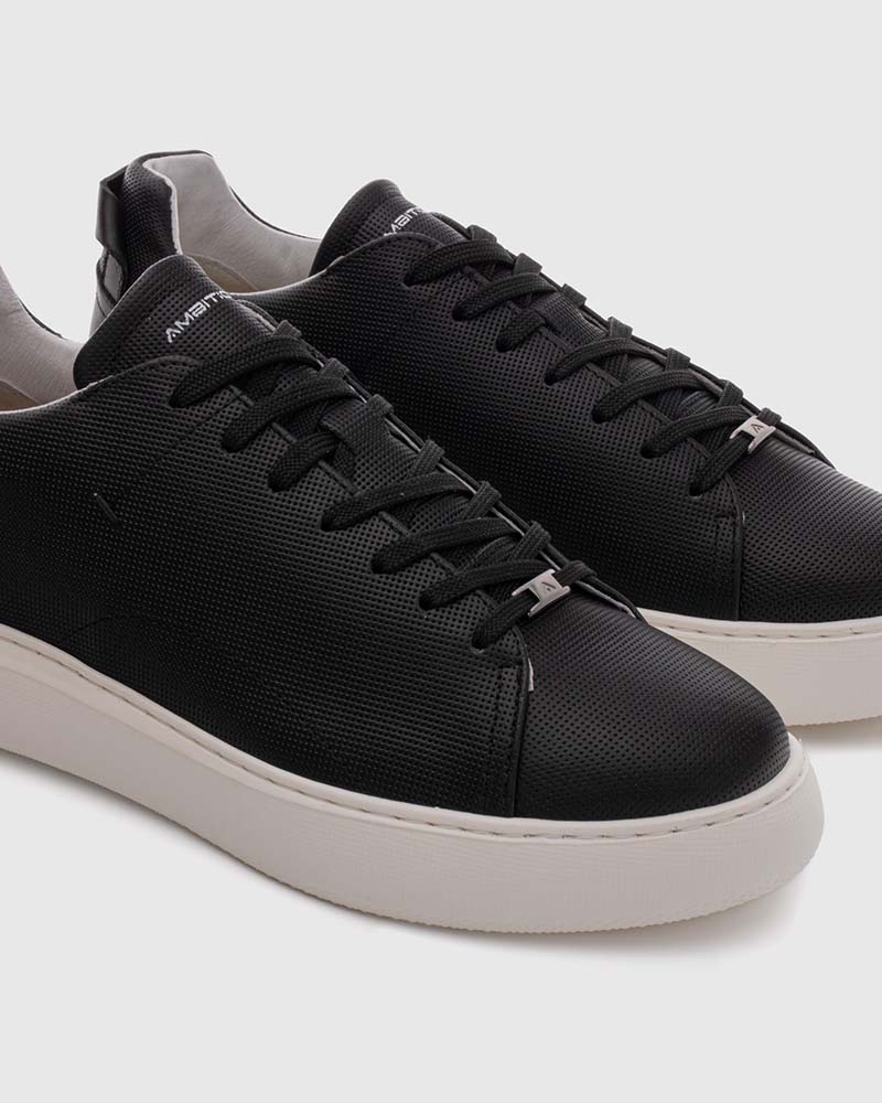 ECLIPSE Lace Up Trainer