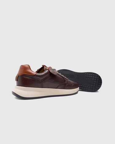 Ambitious RONNIE Urban Trainer