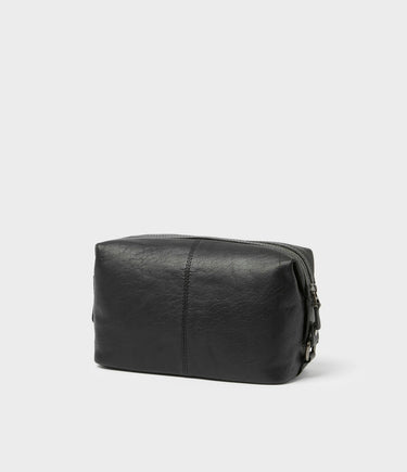 Saddler Braga toiletry bag