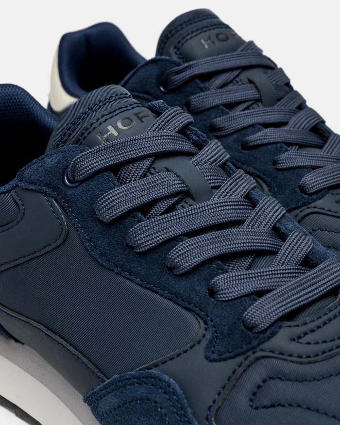 Hoff City Monterry Trainer